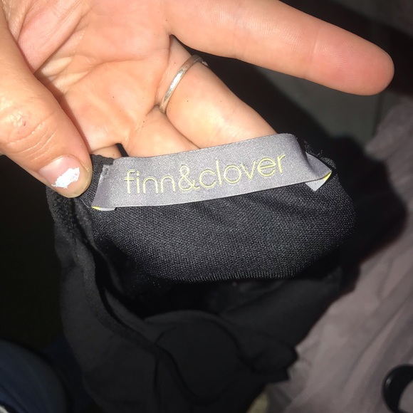 Black dress - Picture 3 of 3